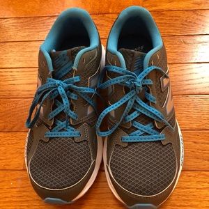 New balance shoes